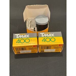Kodak T-MAX 400 35mm Black & White Film 36 Exp CAT 139 7538 Expired 1989